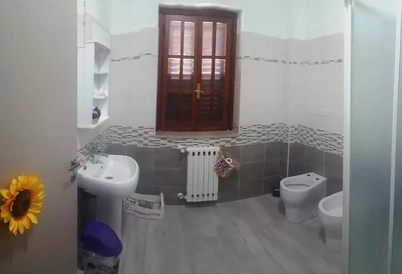 تختخواب و صبحانه La Dimora Degli Artisti