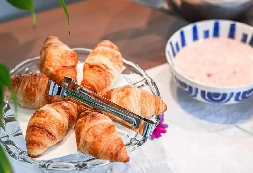 Aamiaismajoitus (B&B) Whale Coast Ocean Villa