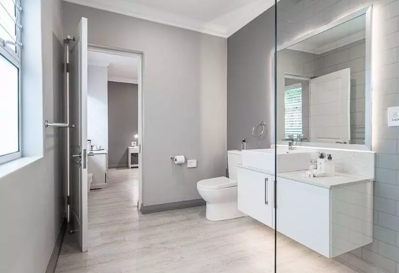 Aamiaismajoitus (B&B) Whale Coast Ocean Villa