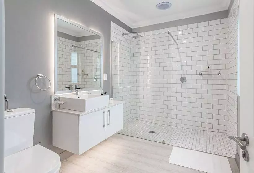 Aamiaismajoitus (B&B) Whale Coast Ocean Villa