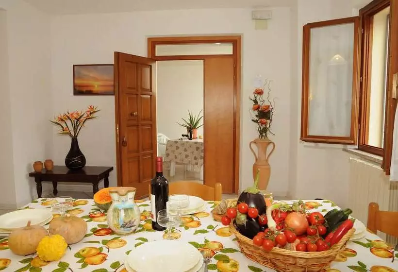 ホテル Agriturismo La Piana