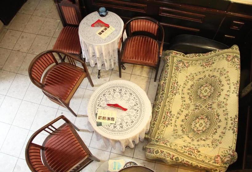 호텔 Aphrodite Apartments & Café