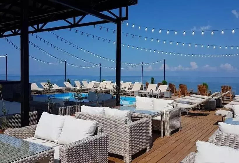 هتل Boulevardside