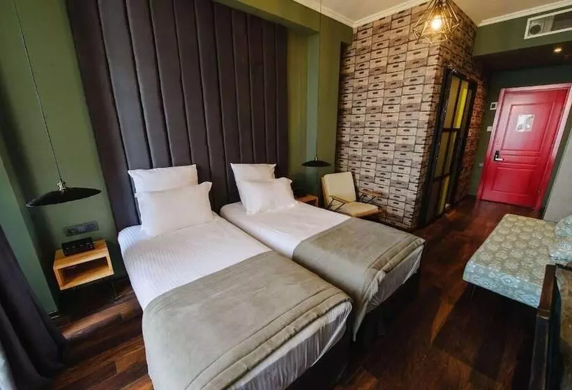 هتل Boulevardside