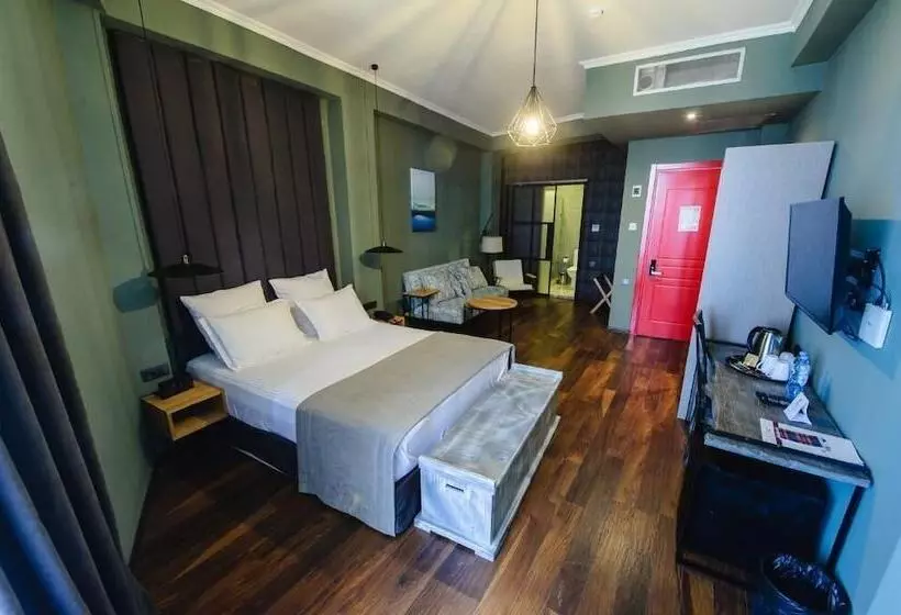 هتل Boulevardside