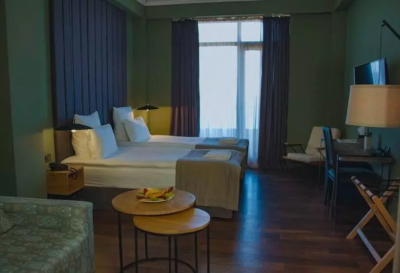 هتل Boulevardside