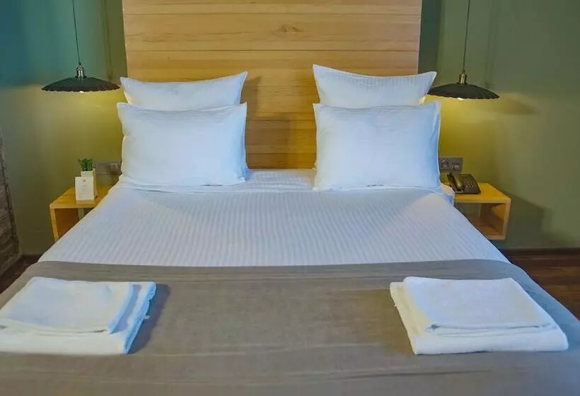 هتل Boulevardside