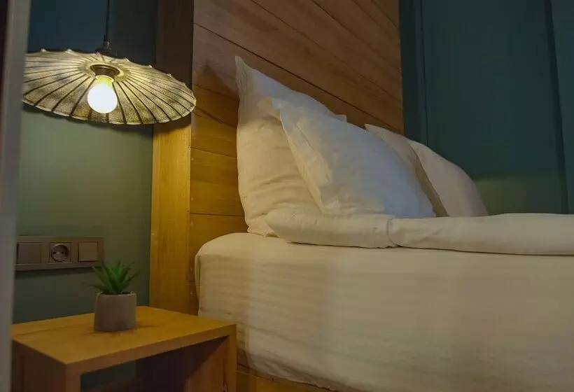 هتل Boulevardside