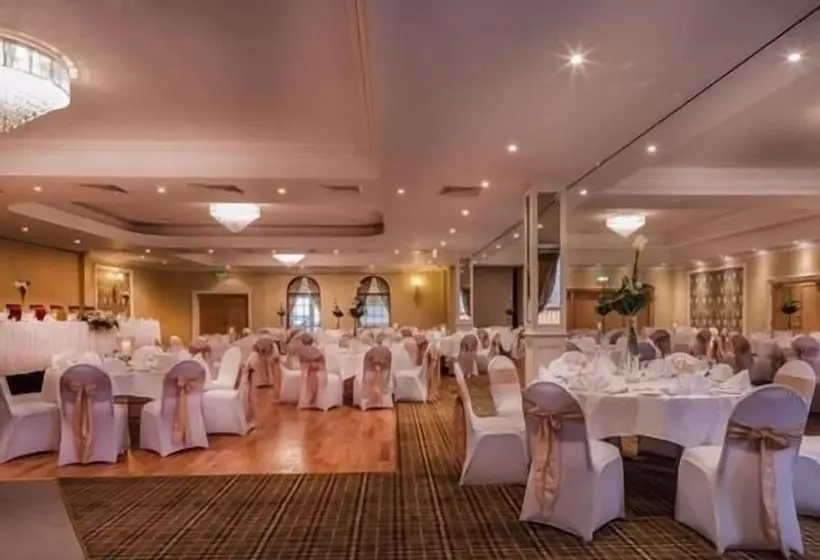 Hotelli Breffni Arms