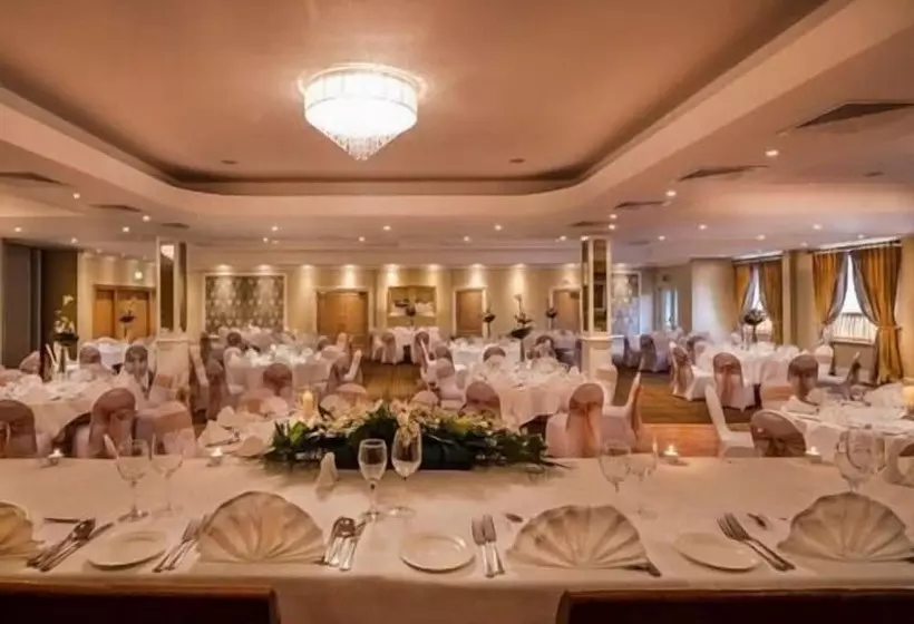 Hotelli Breffni Arms