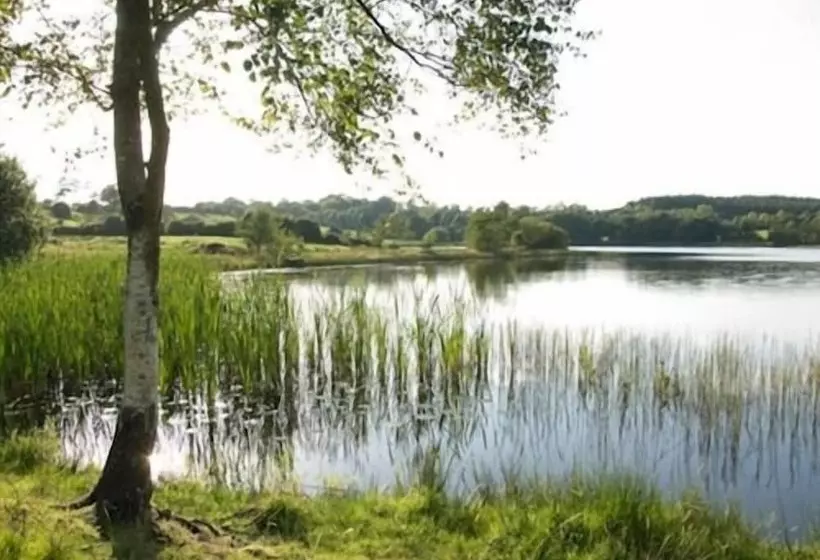 Hotelli Breffni Arms