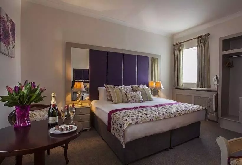 Hotelli Breffni Arms