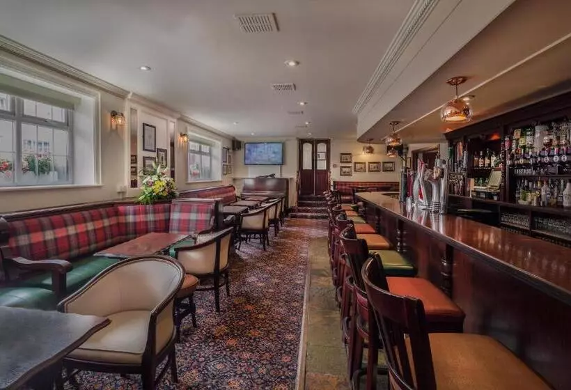 Hotelli Breffni Arms