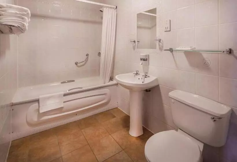 Hotelli Breffni Arms