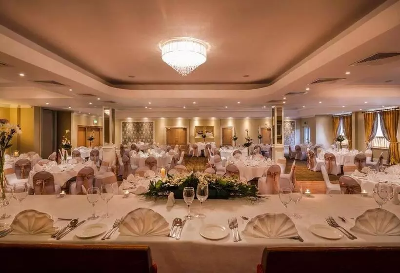 Hotelli Breffni Arms