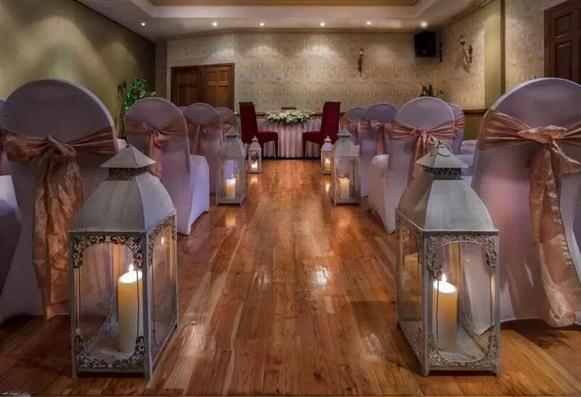 Hotelli Breffni Arms