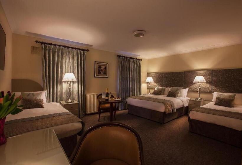 فندق Breffni Arms