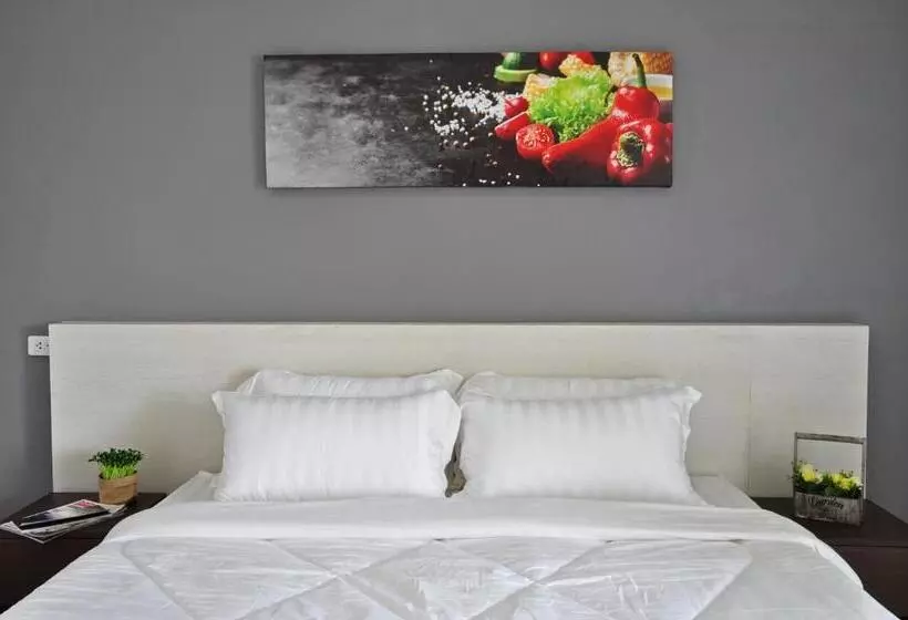 هتل C Room @ Airport By Choktawee