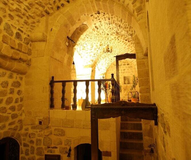 هتل Darius Konağı