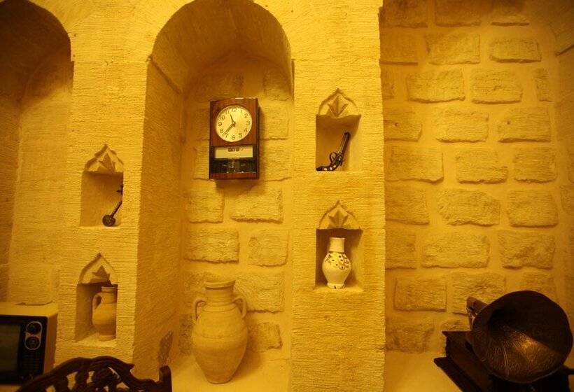 هتل Darius Konağı