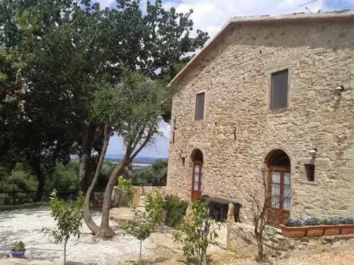 Hotelli La Mulattiera Country House