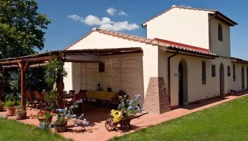 Hotelli Podere Borgaruccio