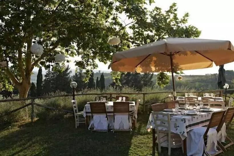 Hotelli Podere Borgaruccio