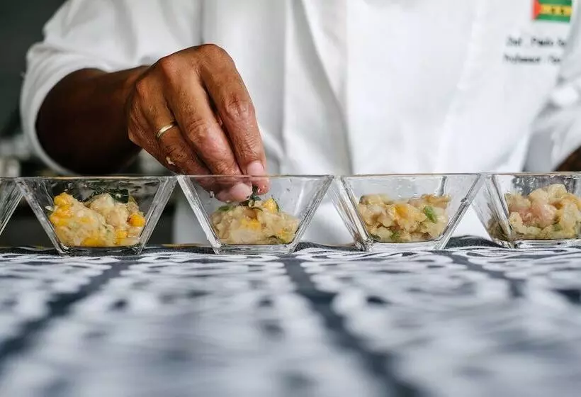 هتل Roça Sundy   Principe Collection