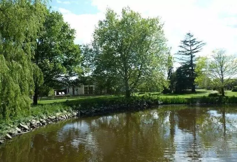 Majatalo Au Bas Chalonge