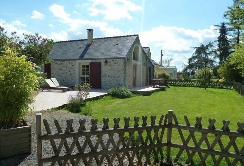 膳宿费 Au Bas Chalonge