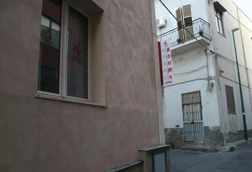 Majatalo Coral Rooms