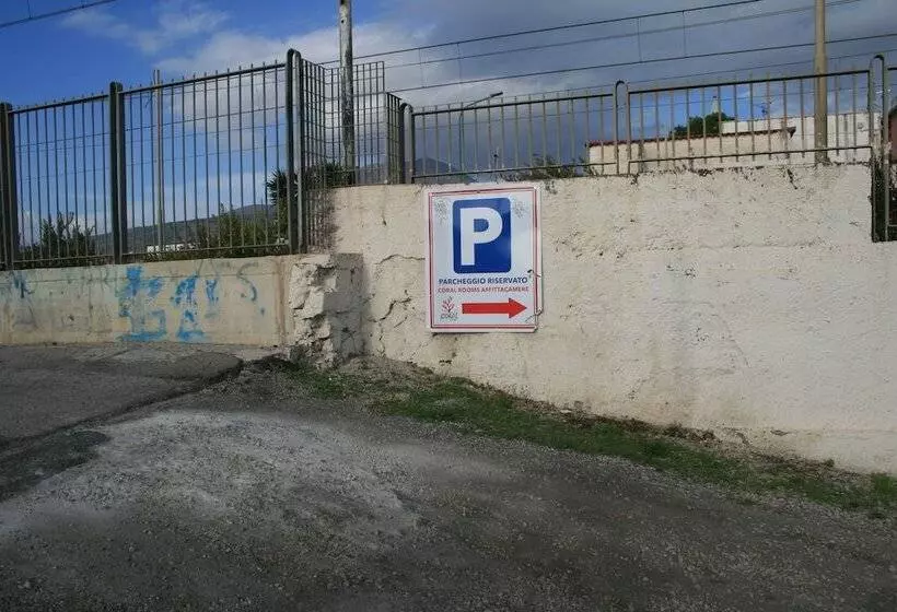 Majatalo Coral Rooms