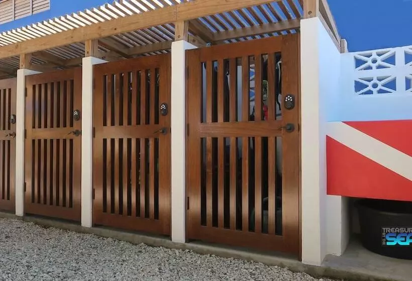 Treasure By The Sea Bonaire