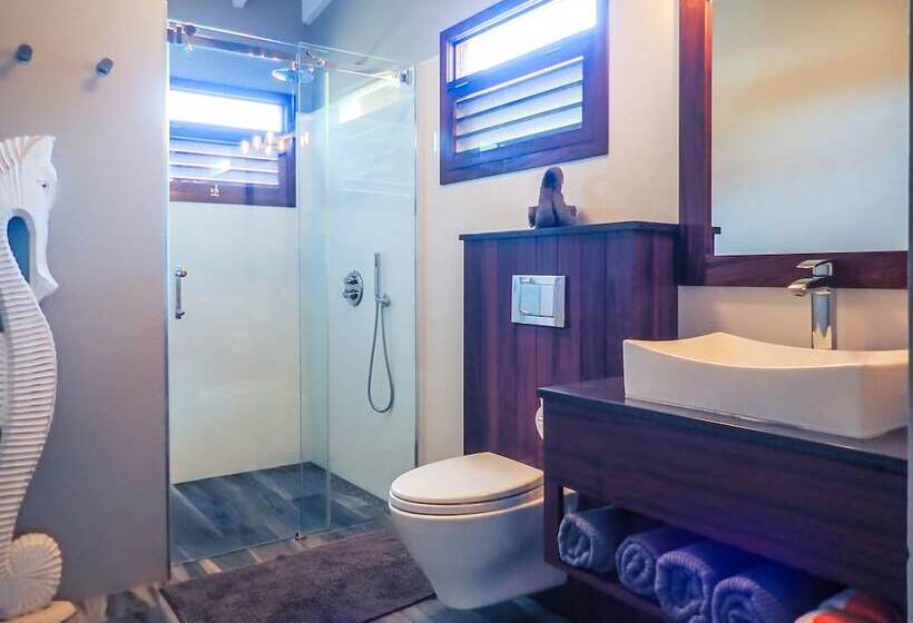 Treasure By The Sea Bonaire