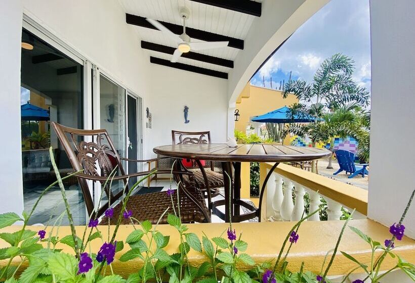 Treasure By The Sea Bonaire