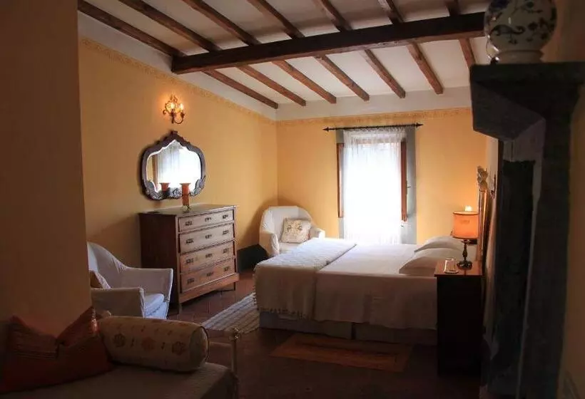 Aamiaismajoitus (B&B) Antica Casa Le Rondini