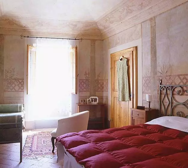 Aamiaismajoitus (B&B) Antica Casa Le Rondini