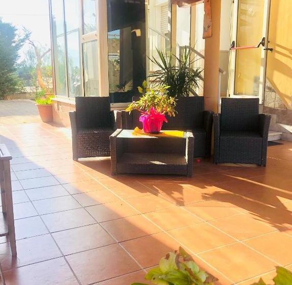 住宿加早餐  La Primula