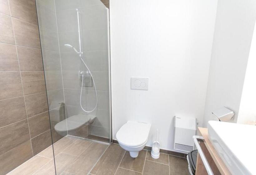 مبيت وإفطار Pension Max