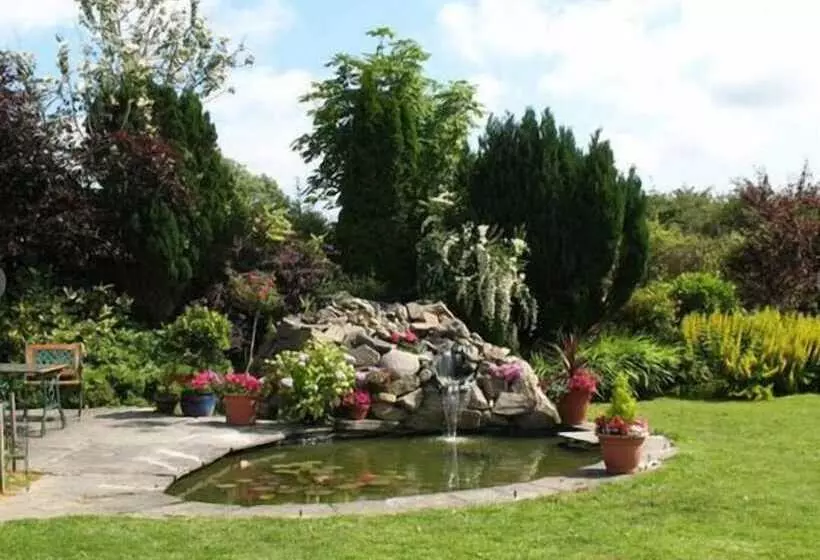 هتل Ashleigh House B&b