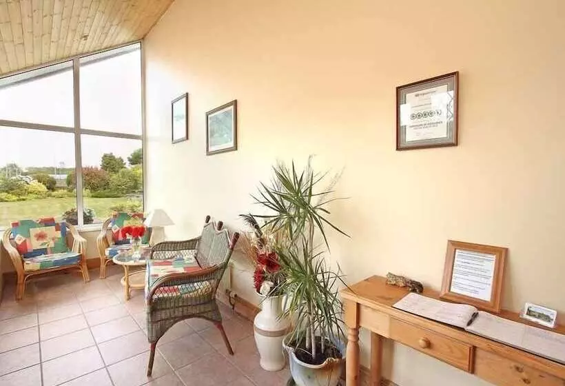 هتل Ashleigh House B&b