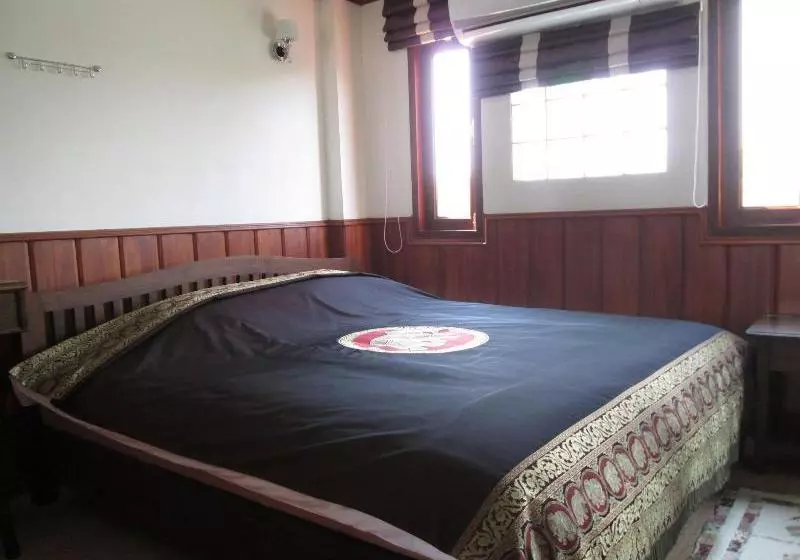 Hotelli Baan Rabiang Mai Maesot