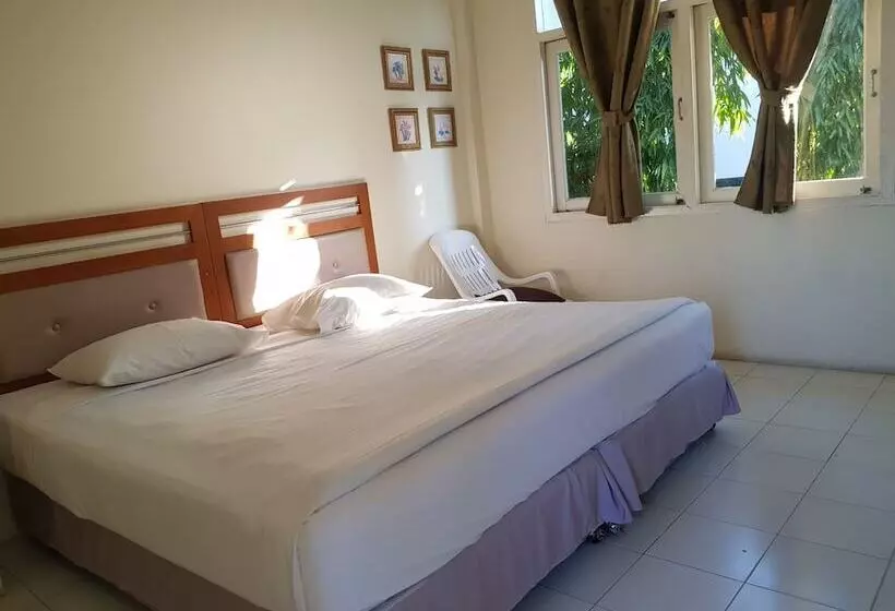 Casa Holiday Hotel Sha