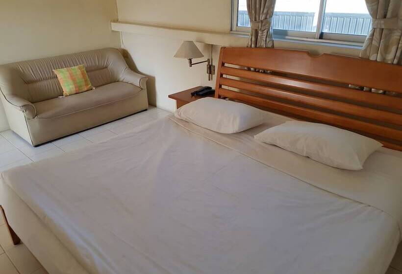 Casa Holiday Hotel Sha