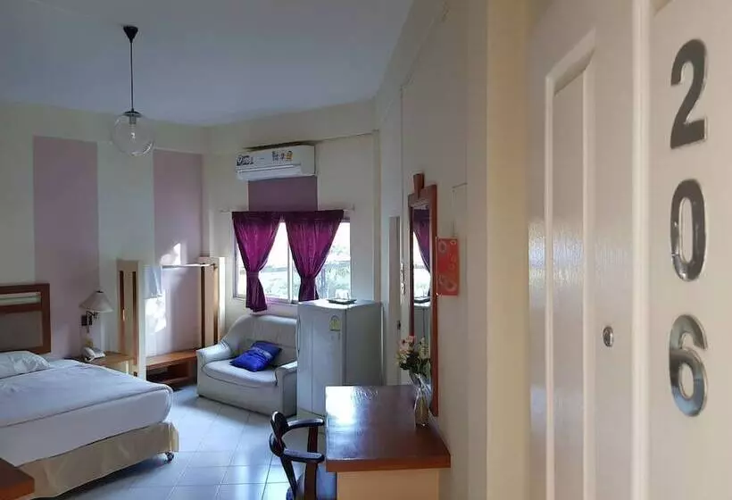 Casa Holiday Hotel Sha