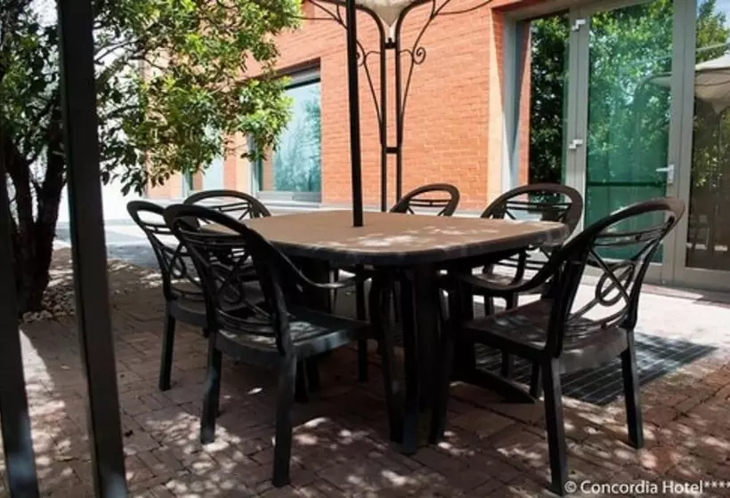 ホテル Concordia