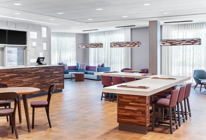 酒店 Courtyard By Marriott Wayne Fairfield