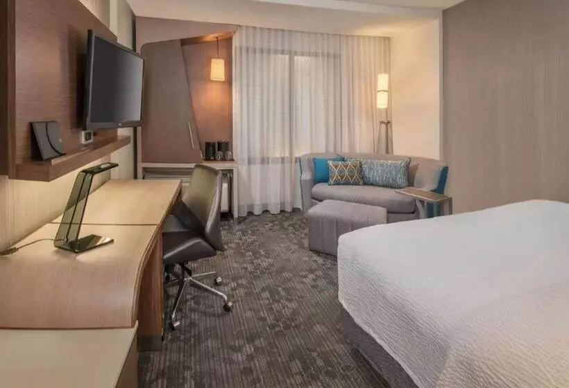 Hotelli Courtyard By Marriott Wayne Fairfield