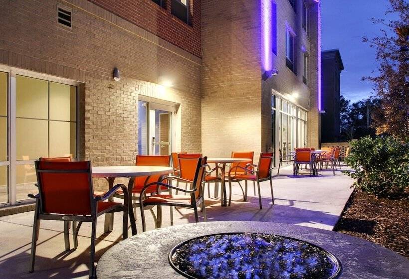 فندق Holiday Inn Express & Suites Summerville, An Ihg