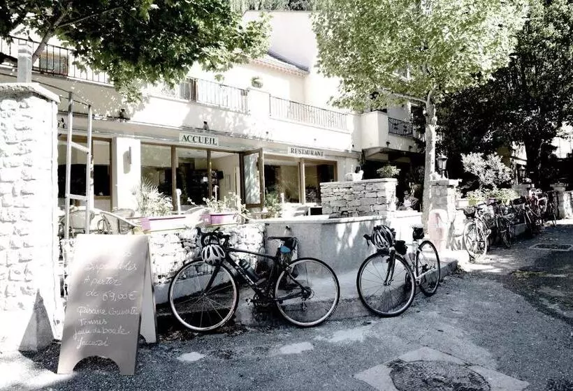 ホテル Le Mont Barral